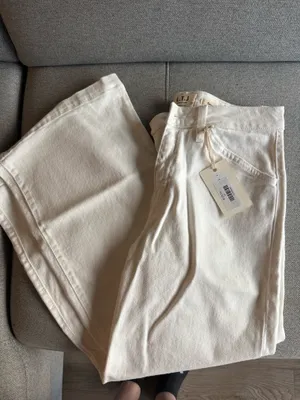 Letters to Juliet White Jeans thumbnail 2