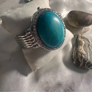 Genoa Woman's Bracelet Watch Turquoise Oval Cabochon Cover Lid thumbnail 5