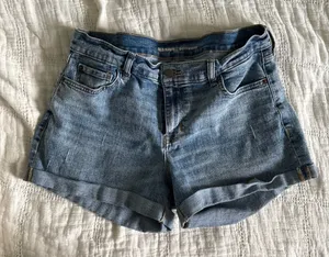 Old Navy Jean shorts thumbnail 1