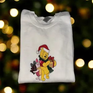 Gildan Christmas Pooh & Piglet sweatshirt thumbnail 2