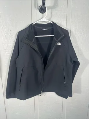 The North Face Black Full Zip Jacket Size Medium EUC thumbnail 2