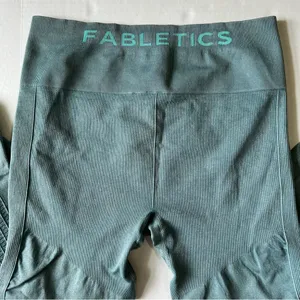 Fabletics Sync Seamless High-Waisted 7/8 Legging large washed Arctic wave green thumbnail 5
