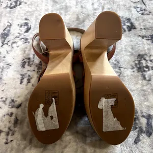 PAIGE Cayden Ankle Strap Heeled Sandal Sz 9.5 thumbnail 5