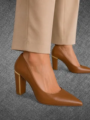 Marc New York Andrew Marc Brown Pointed Toe Block Heel Pumps Size 5.5 thumbnail 3