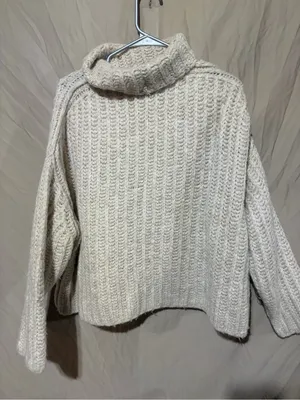 Free people sweater thumbnail 1