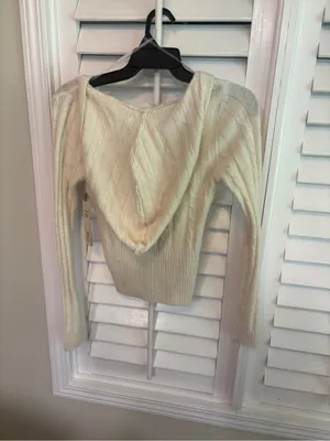 No Boundaries Cream Hoodie Size XS thumbnail 3