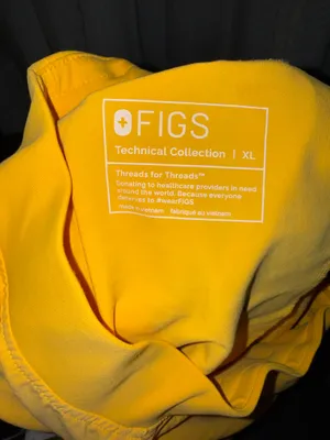 FIGS Scrubs Set thumbnail 6