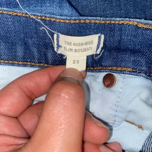 Madewell Buckley Blue Denim The High Rise Slim Boyjean Jeans Women's Size 23 thumbnail 7