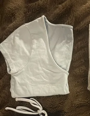 Brandy Melville, PacSun tops bundle thumbnail 1