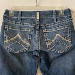 ARIAT Mid Rise Straight Classic Blue Jeans size 30 excellent conditions thumbnail 5