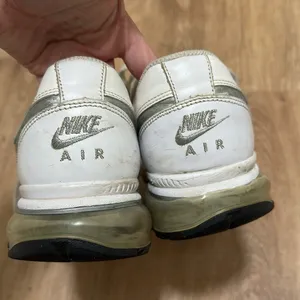 NIKE | Women's Y2K Chunky Air Max 360 White Silver Low Top Trainer Sneakers, 7.5 thumbnail 4