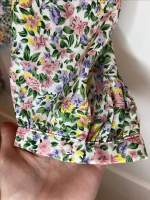 Lulu's Even Sweeter Floral Cropped Blouse with Puff Sleeves - Size Medium thumbnail 6