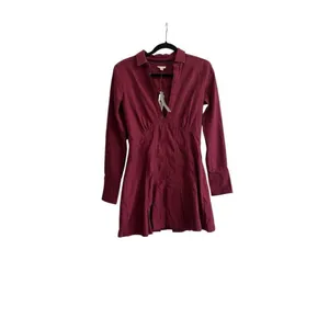 NWT ANTHROPOLOGIE Pilcro Crimson VNeck Seamed Mini Dress sz 8 thumbnail 4