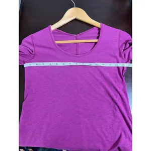Lululemon Purple Long Sleeve Top Thumb Holes Athletic Shirt Love Scoop? Hot Pink thumbnail 5