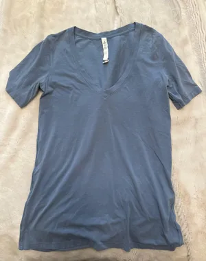 Lululemon Slate Blue Love Tee Size 2 thumbnail 1