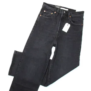 NWT Levi's Ribcage Straight Ankle in Feelin' Cagey Black Super High Rise Jean 28 thumbnail 5