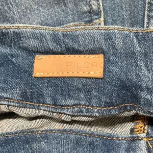 Pilcro Blue Denim The Skipper Straight Cropped Jeans Size 26 thumbnail 8
