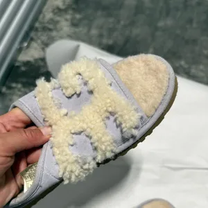 UGG Shearling SLIDE Sz 6 Lilac thumbnail 16