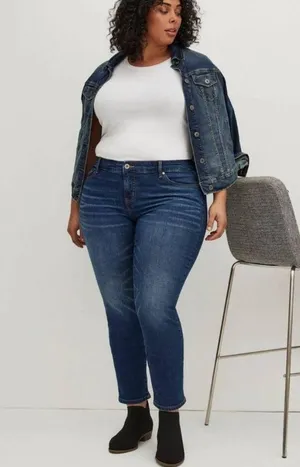 Torrid Boyfriend Straight Vintage Stretch Dark Wash Jeans Sz 18 thumbnail 2