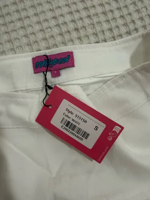 Edikted White Pleated Mini Skirt thumbnail 6