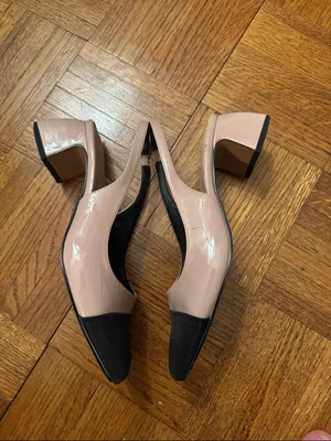 ASOS design Women’s Two-Tone Slingback Flats in Beige and Black thumbnail 4