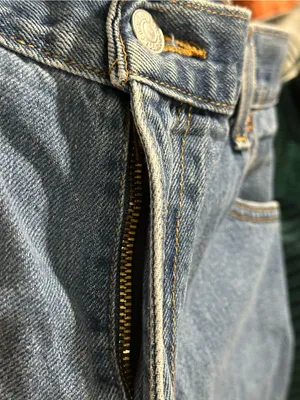 LEVI’S Vintage 501 jorts size 16 Jean shorts 2003 thumbnail 9