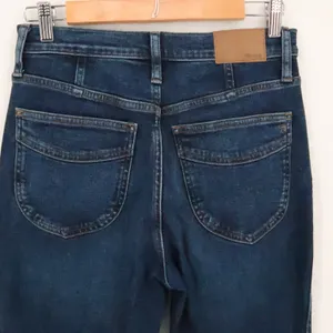 Madewell The Perfect Vintage Jean Womens Size 26 Dark Wash High Rise Denim Mom thumbnail 5