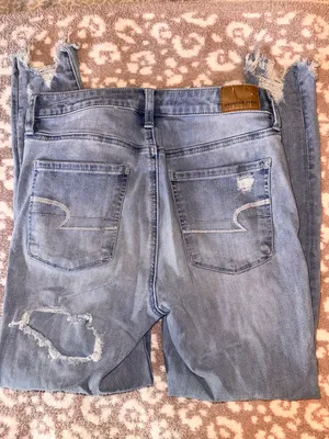 American Eagle Outfitters Ripped Jean thumbnail 2