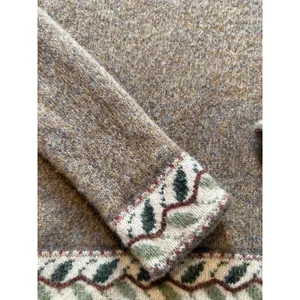 Vintage Woolrich Women's S 100% Wool V-Neck Sweater Made in Japan Floral Trim thumbnail 8