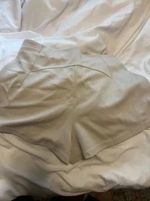 Lululemon Soft Stream High-Rise Shorts 2” thumbnail 3