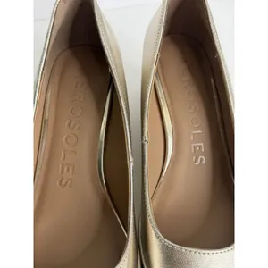 NEW Aerosoles Aurora Leather Wedges Gold Metallic Round Toe Size 9M Casual thumbnail 3