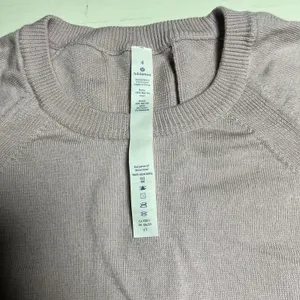 Lululemon Merino Wool Lace Up Back Sweater Pink Lavender Crew Neck‎ Size 4 thumbnail 2