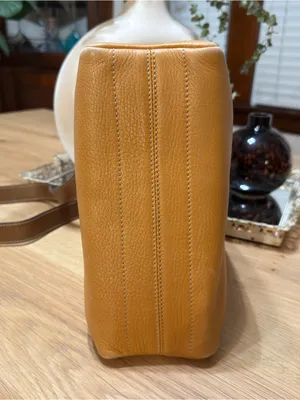 Loewe Vintage Anagram Embossed Camel Gold Leather Camera Shoulder Bag Amazona thumbnail 8