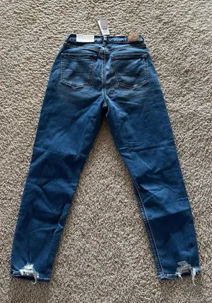 American Eagle Soft Knit Mom Jeans thumbnail 2