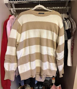 Brandy Melville Sweater thumbnail 3