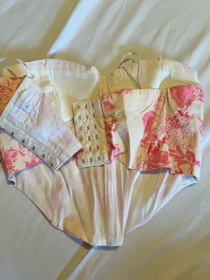 Olivaceous Pink Floral Corset Top thumbnail 3