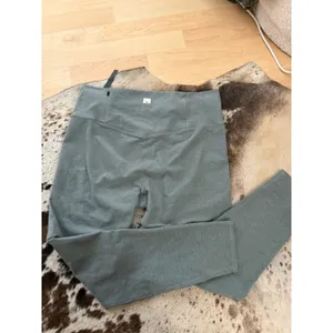 Vuori Clean‎ Elevation Legging Stormy Heather High Rise Green Athleisure Size XL thumbnail 4