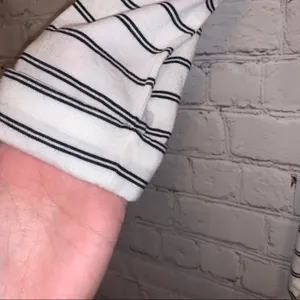 Patagonia Striped Long Sleeve Tee Womens Small Black & White Lightweight‎ thumbnail 3