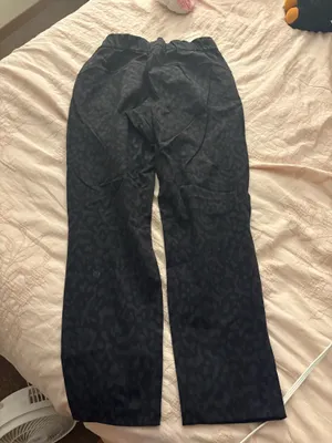 Lululemon thumbnail 2