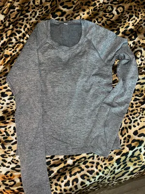 Lululemon Top Swiftly Cropped thumbnail 1