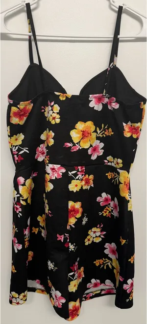 Almost Famous Mini Dress Flowers with Built-In Shorts XL thumbnail 3