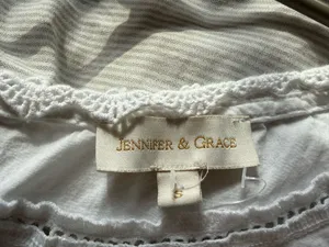 Jennifer and Grace top thumbnail 2