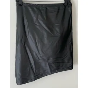 SheIn Bae High Waist Ruched Wrao Hem Skirt NWT! thumbnail 10