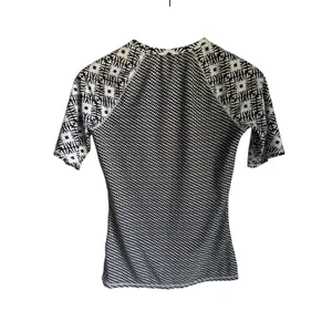 Old Navy Black White Print Rash Guard Swim Top UPF Short Sleeve Small thumbnail 5