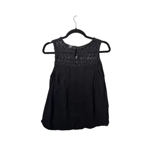 Old Navy Womens Tank Top XS Black Lace Yoke Sleeveless Boho Romantic Blouse thumbnail 2