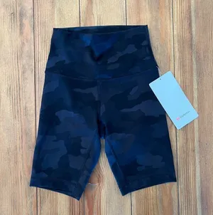Lululemon Shorts thumbnail 1