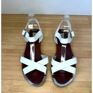 Steve Madden Bayle-R White Sandals Vegan Leather Silver Hardware Size 9.5 thumbnail 4
