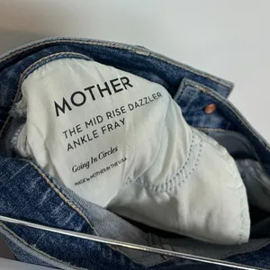 MOTHER The Mid-rise Dazzler Ankle Fray in Wash Going In Circles Size US 28 thumbnail 11