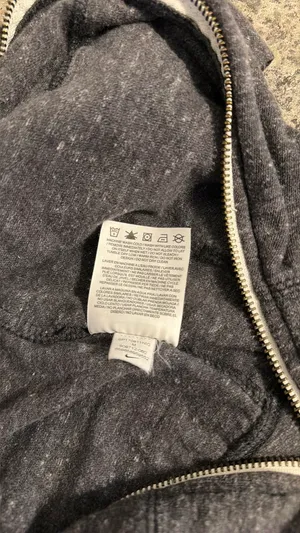Nike Zip-Up Jacket thumbnail 4