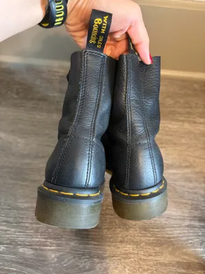 Dr. Martens Boots Leather Lace-Up Women’s thumbnail 5